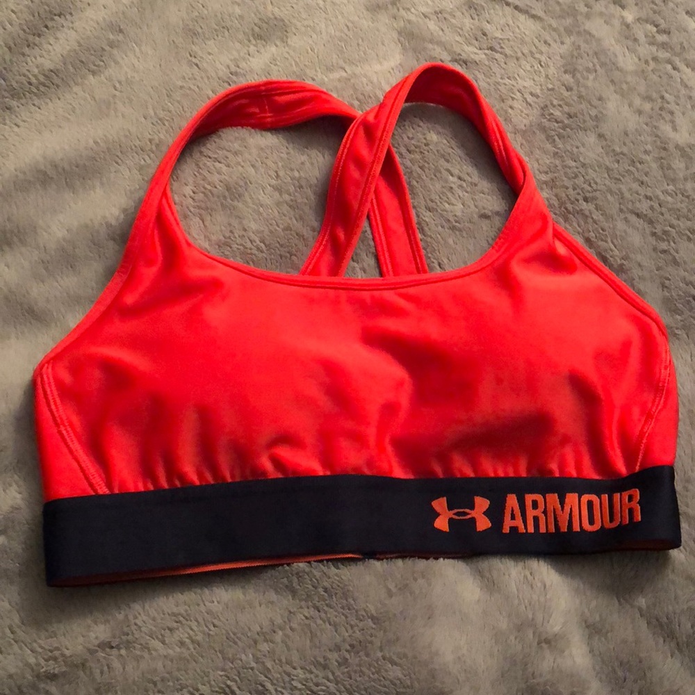 Under Armour criss crossbred sports bra